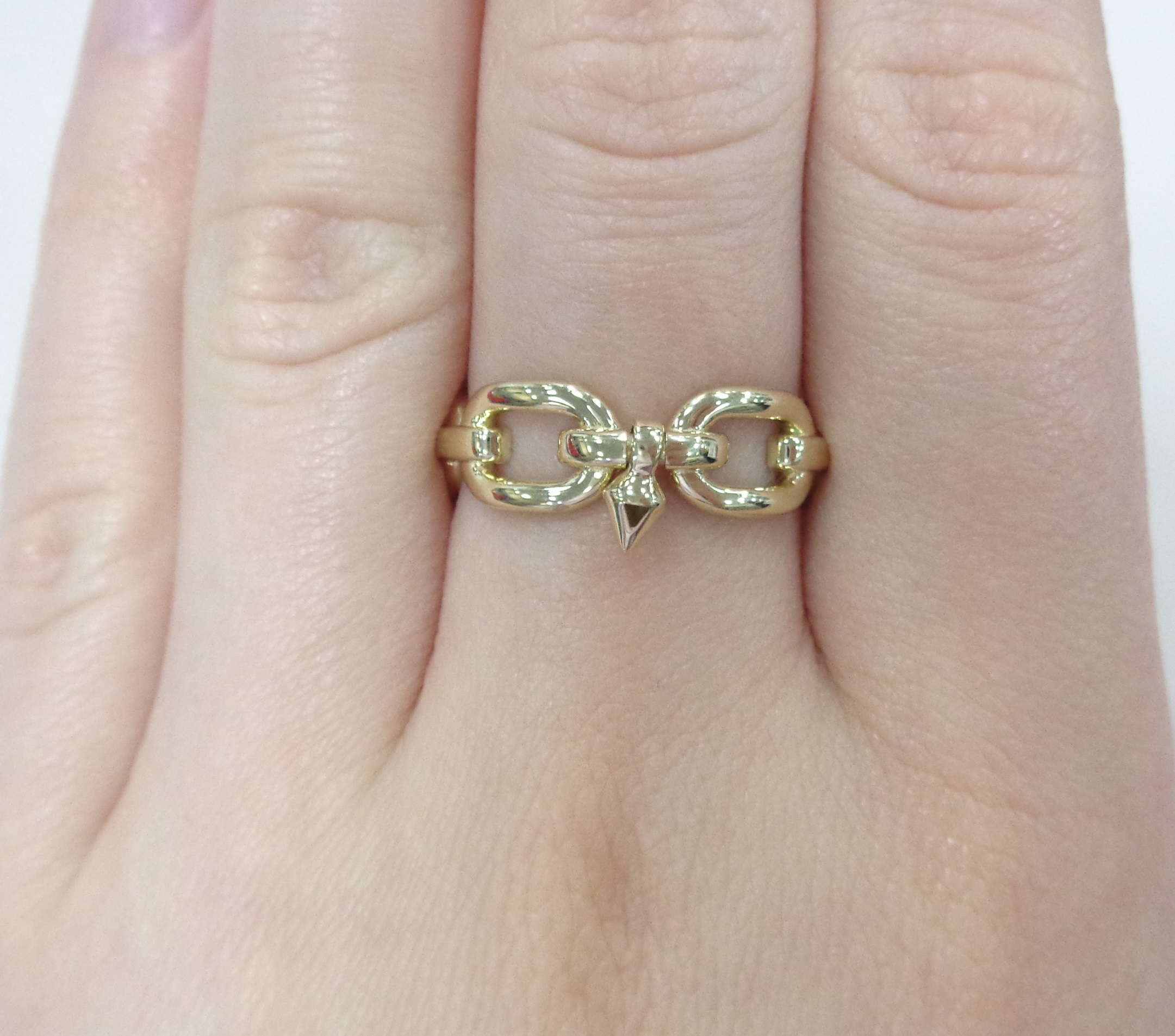 Кольцо из желтого золота